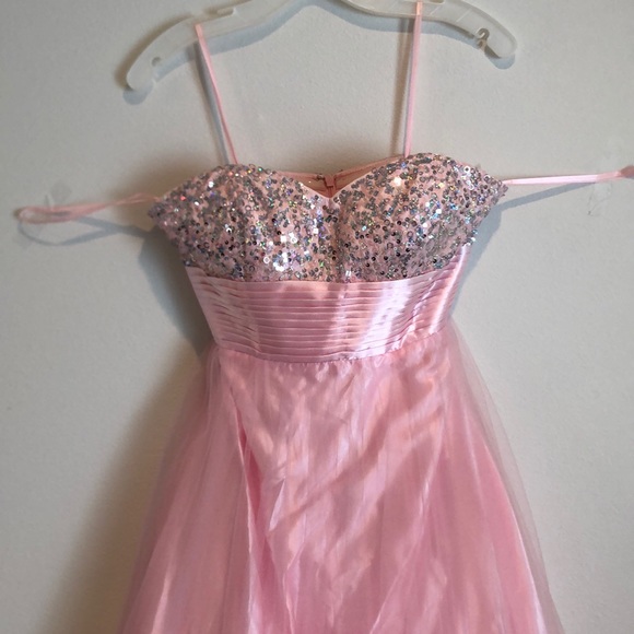 Strapless Prom dress - Picture 2 of 5